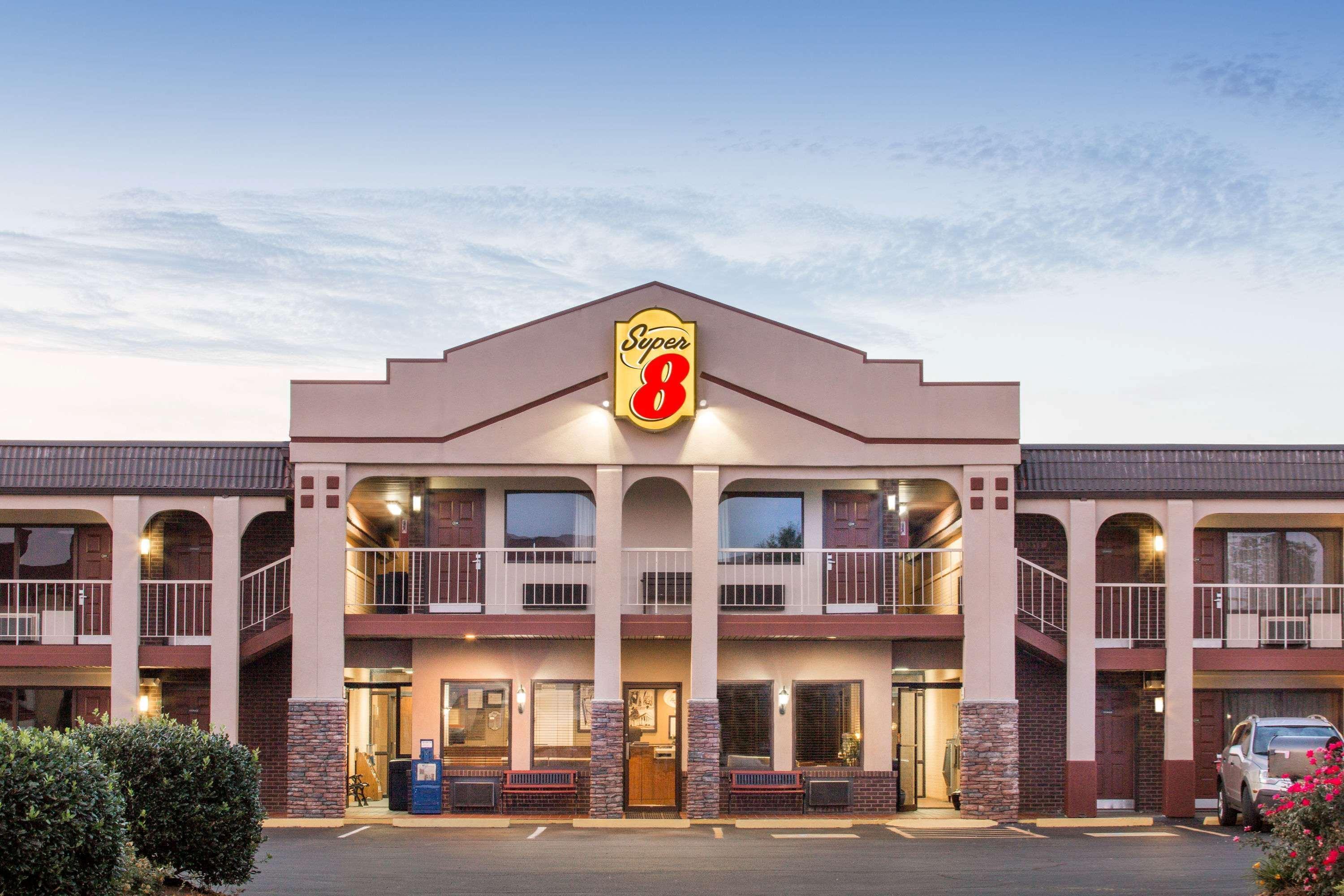 Super 8 By Wyndham Wytheville Buitenkant foto